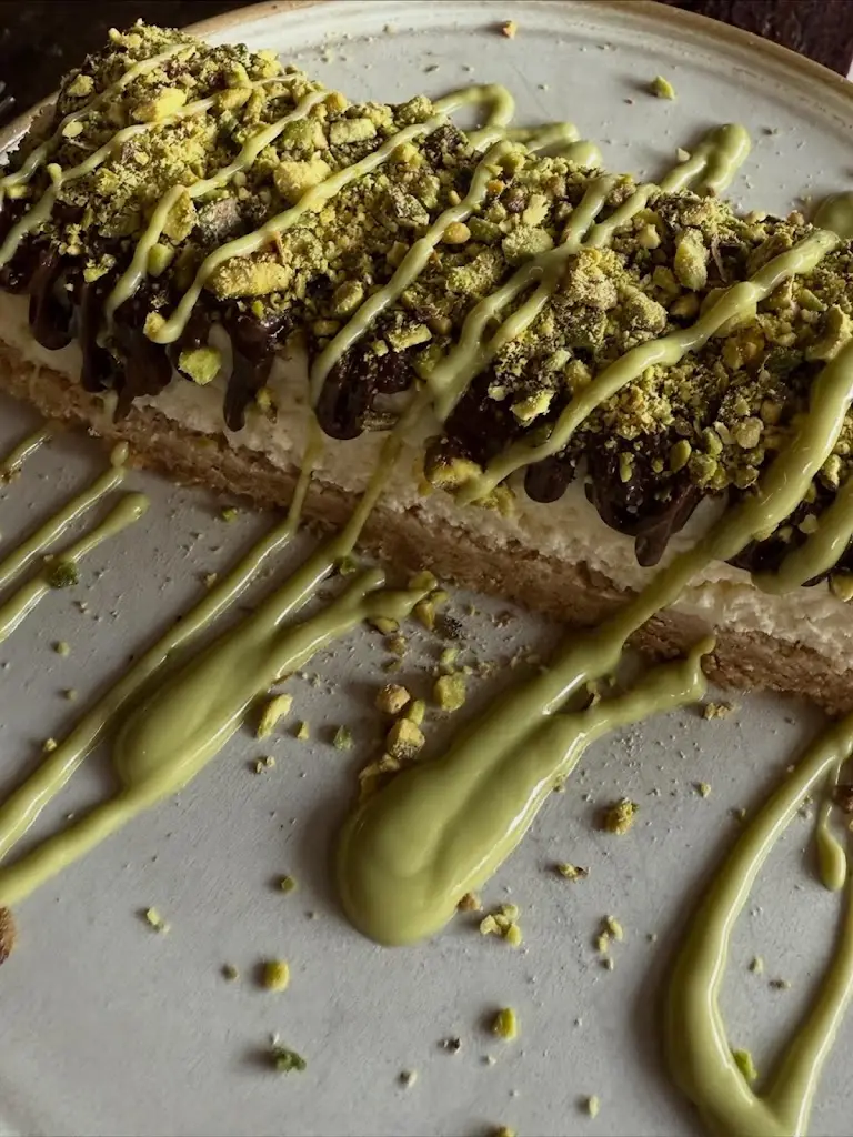 Muriel Woode_Roca Restaurant & Lounge_Bedford_review