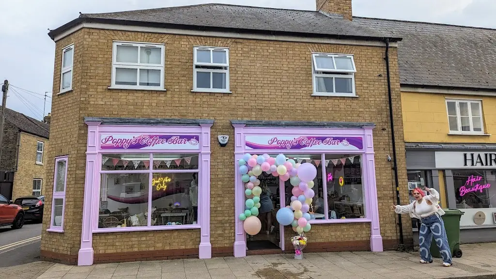 Katie Dullea_Poppy's coffee Bar_Whittlesey_review