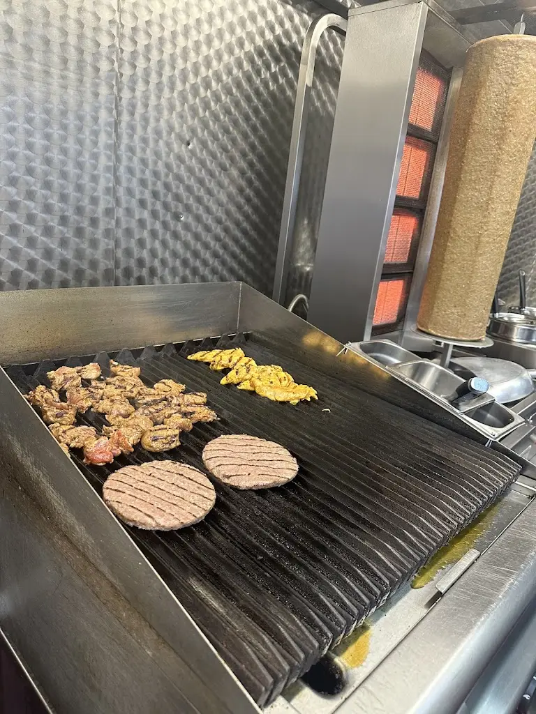 Causeway Royal Fish Bar_Whittlesey_slider_image_3