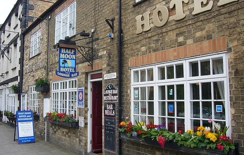 Half Moon Hotel & Restaurant_Alford_slider_image_2