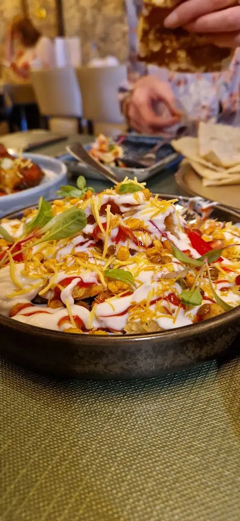 REBECCA SMITH - Glutarama_Chaat Haus_Bedford_review