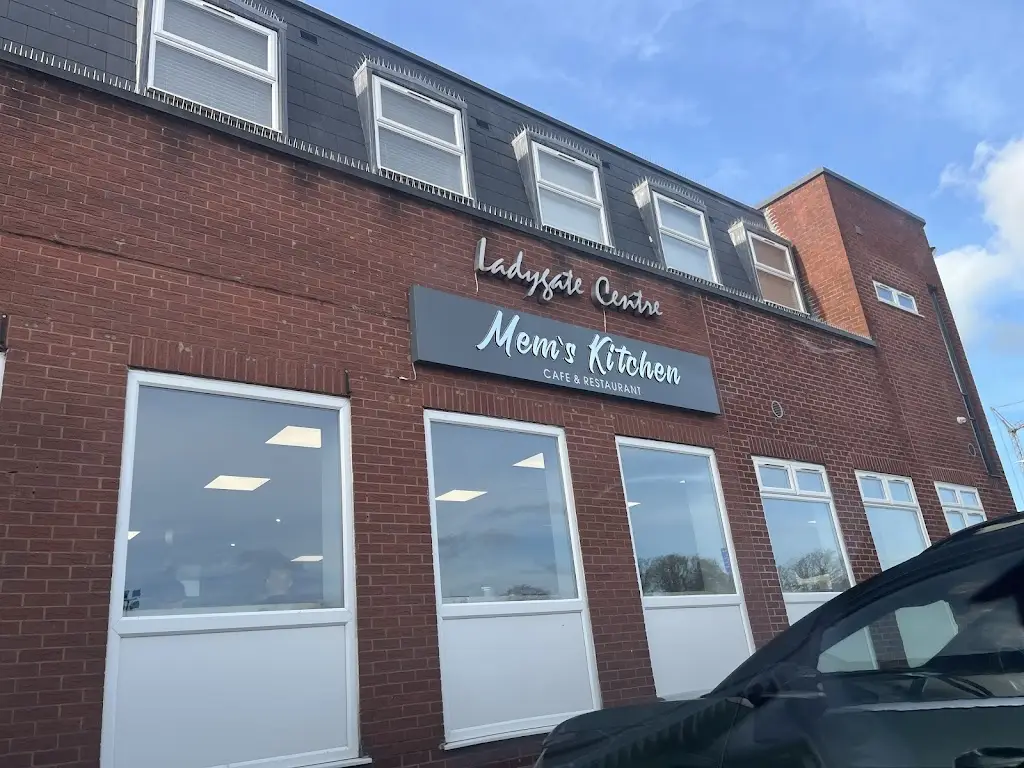 Hayley J Bacon_Mem's Kitchen_Wickford_review