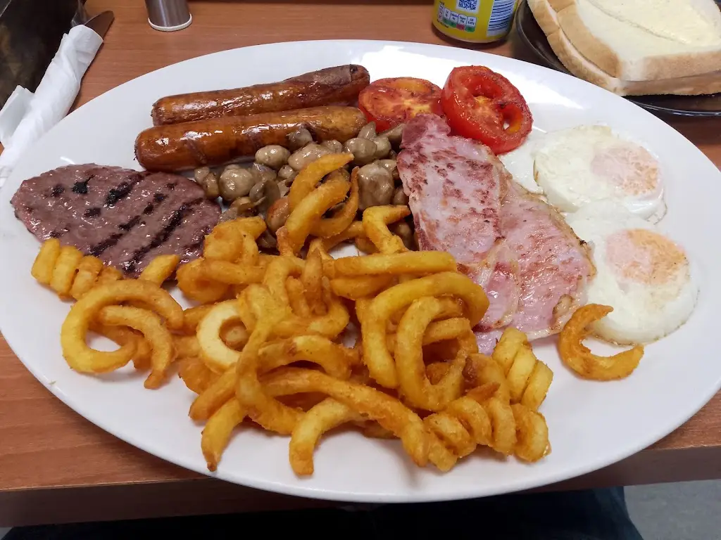 Matty L_Mem's Kitchen_Wickford_review