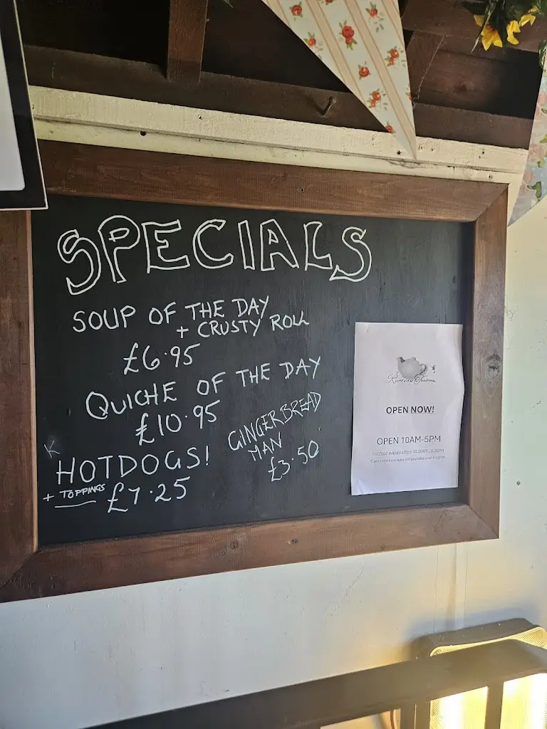 Menu_The Riverview Tearoom_Wickford_image_3