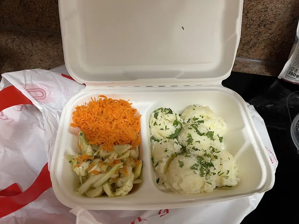 Albert Fernandez_The Magic Pot Restaurant_Bedford_review