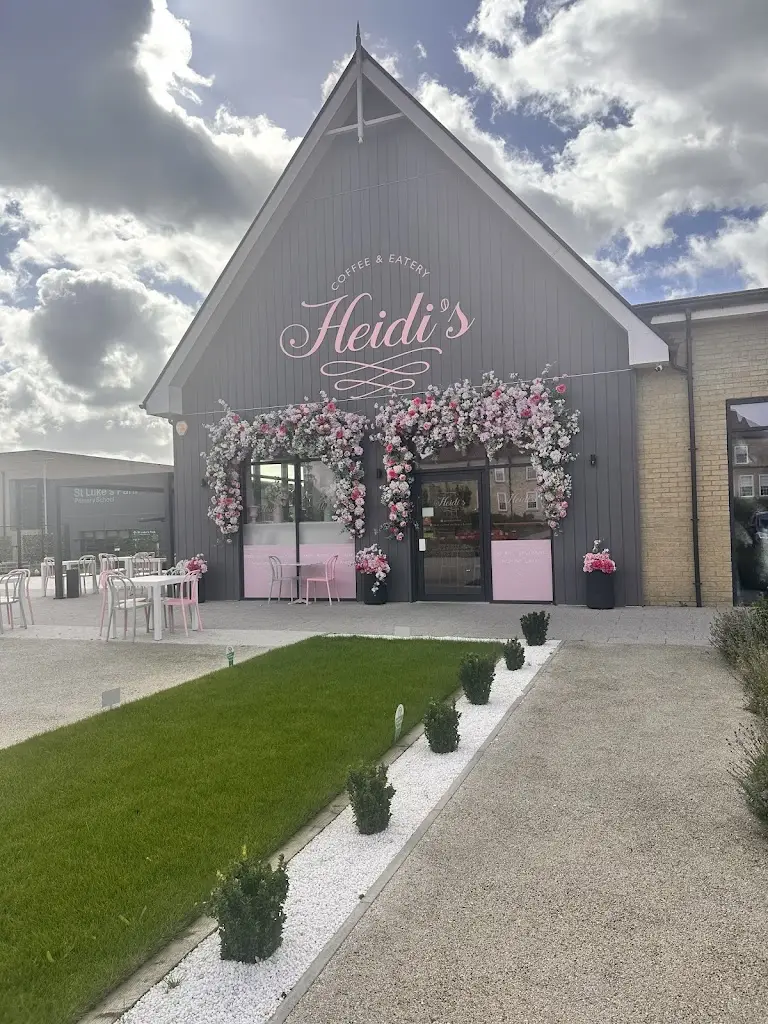 Heidi's_Wickford_slider_image_3