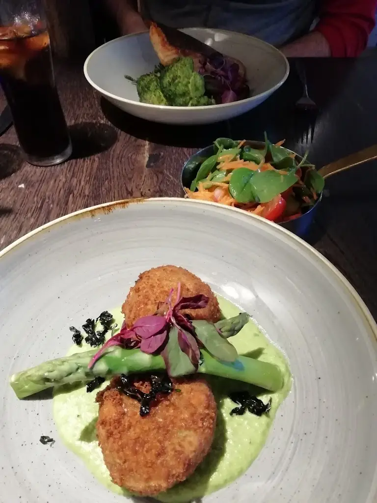 Menu_Hawk Battlesbridge Wickford_Wickford_image_9