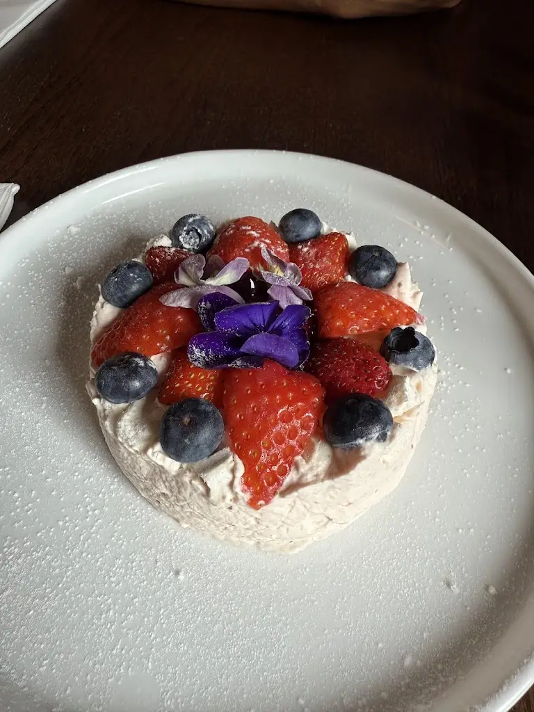 Susana Arias Paredes_The Haunch Of Venison_Wiltshire_review