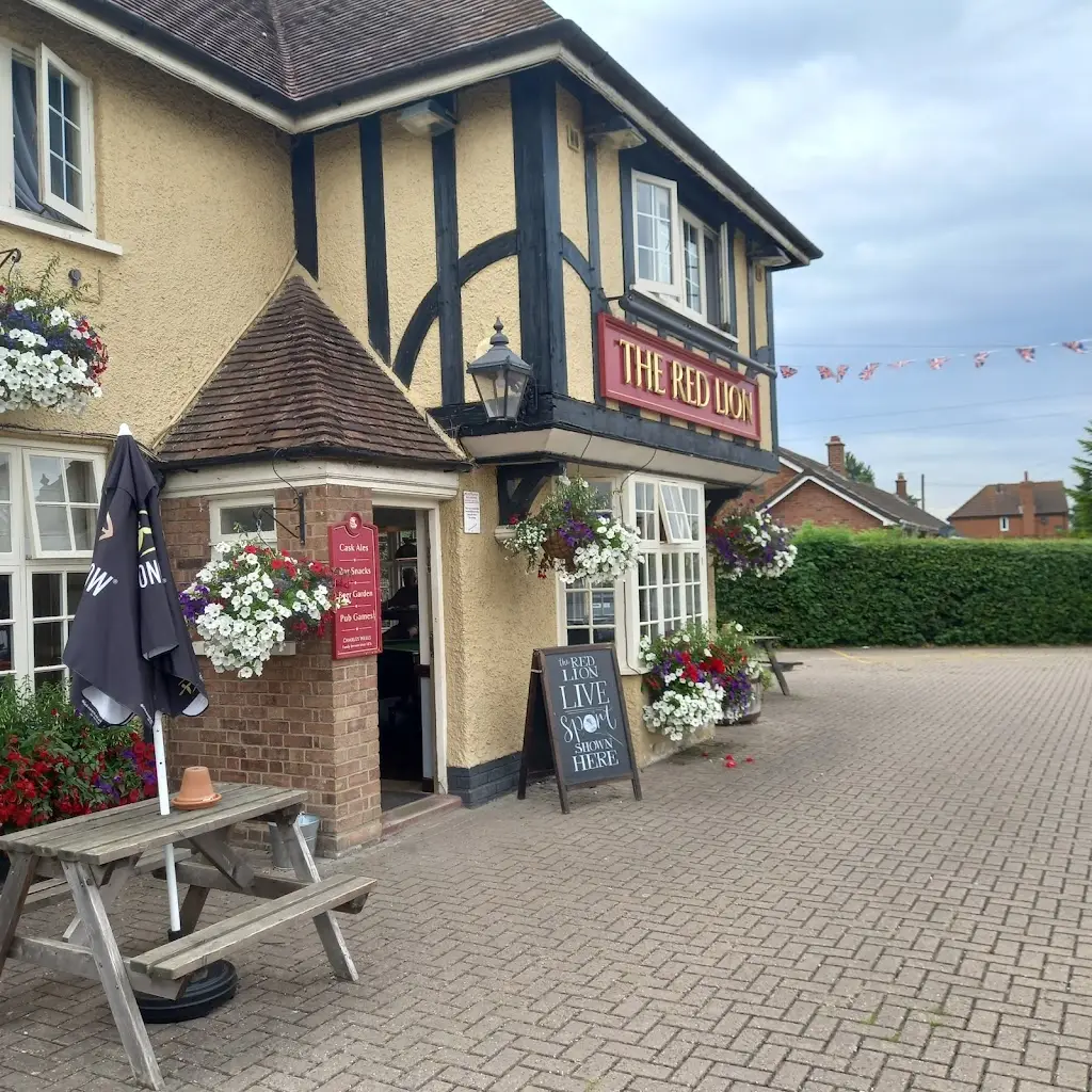 Godfrey Carter_The Red Lion_Wilstead_review