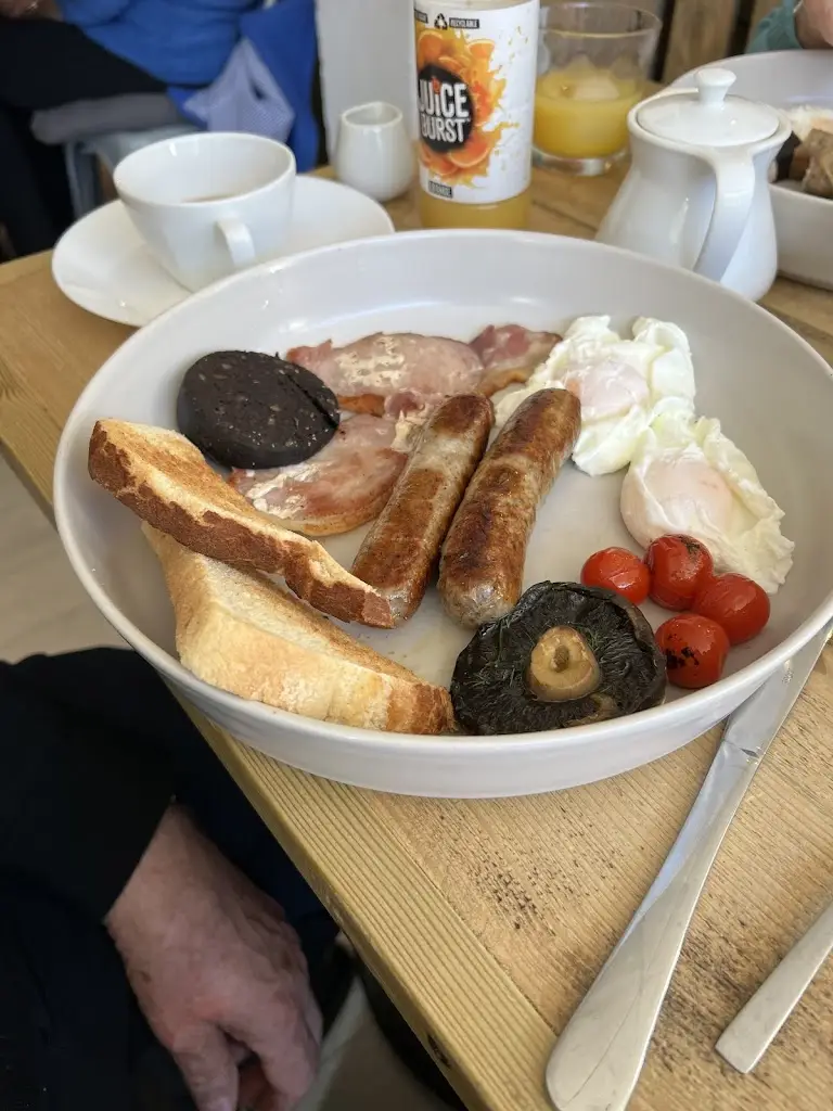 Menu_eaststreet19_Whitburn_image_5