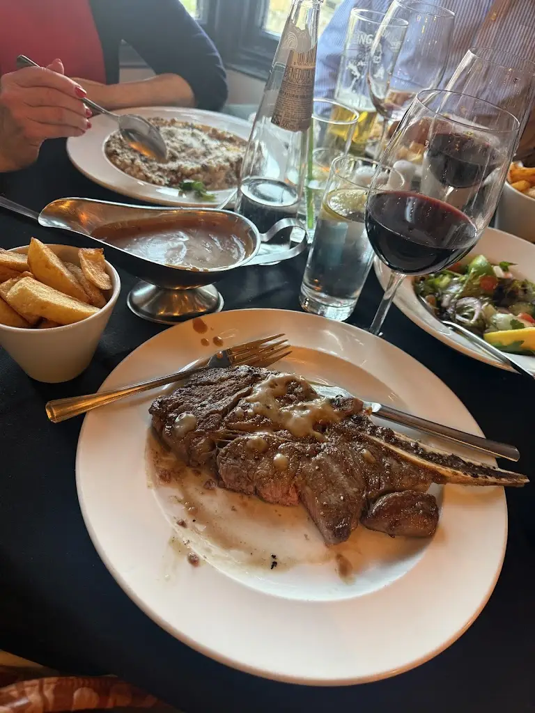 Foroozan ASL_Mamma Mia Ristorante Pizzeria_Whitburn_review