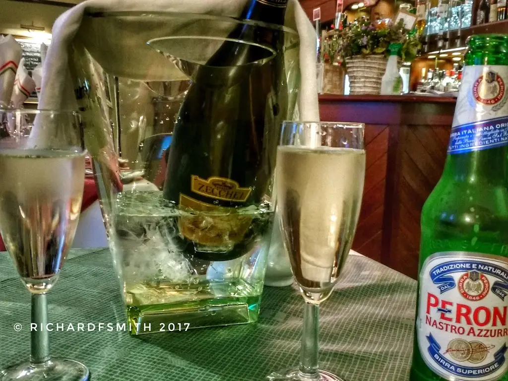 RiCHARD SMiTH_Mamma Mia Ristorante Pizzeria_Whitburn_review