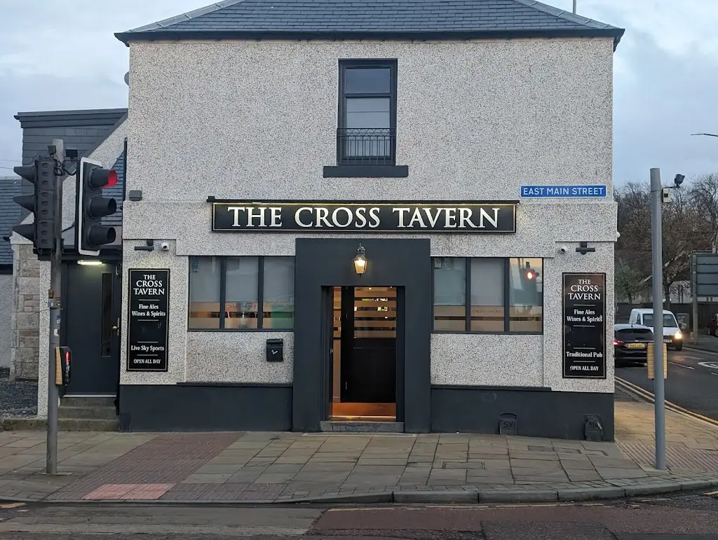 Cross Tavern restaurant in Whitburn