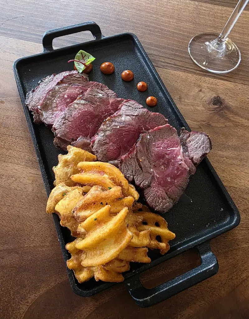 Aaron Murphy_Fuego Tapas & Grill_Bedford_review