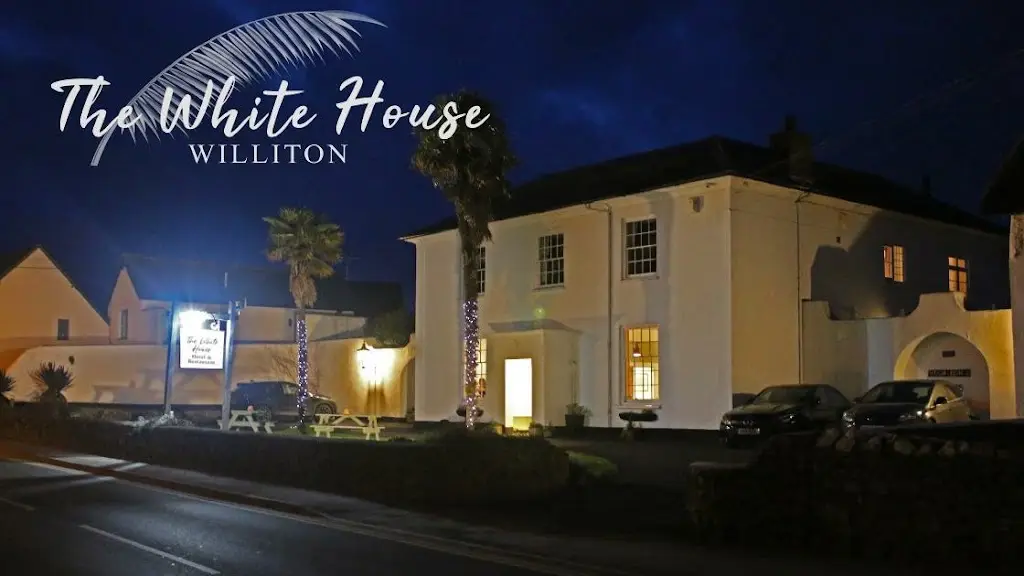 The White House Hotel and Restaurant (book direct for best prices) Restaurant in Williton