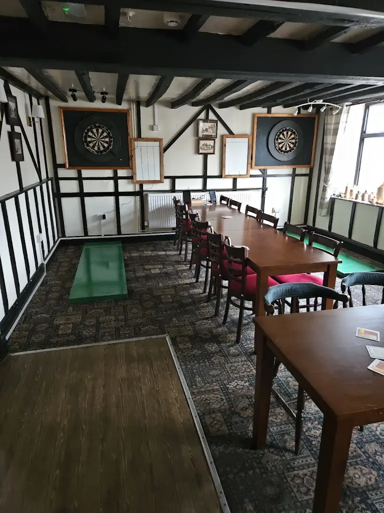 John Penn_The Railway Inn_Williton_review