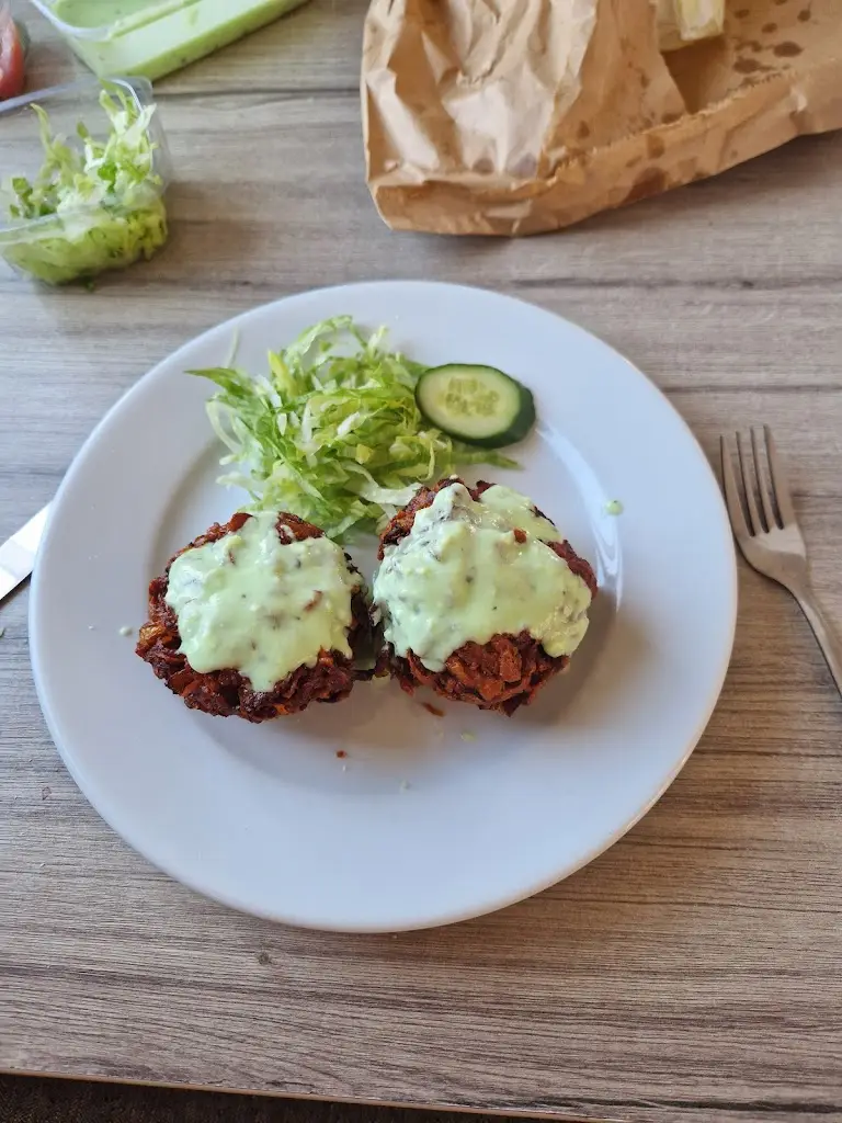 Nicola Hollis_The Bengal Spice_Williton_Bewertung