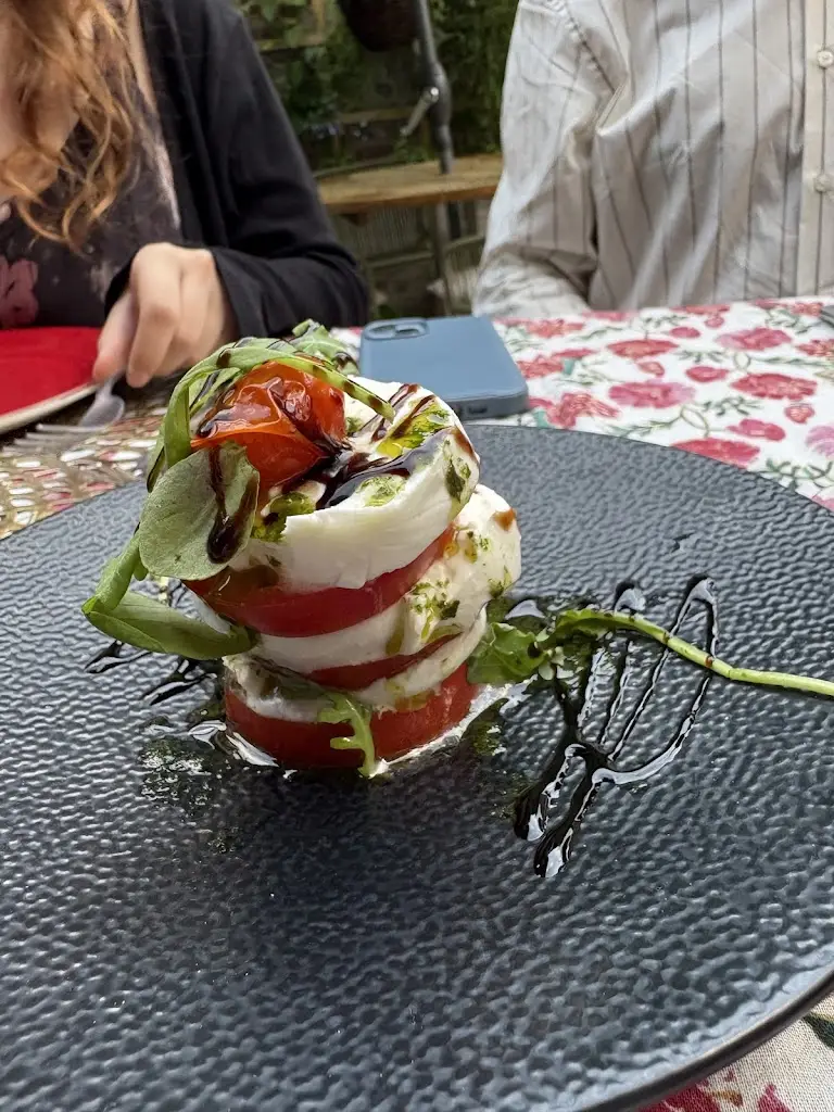 Helen Nunn_Marciosdelicacies Ltd_Bedford_review