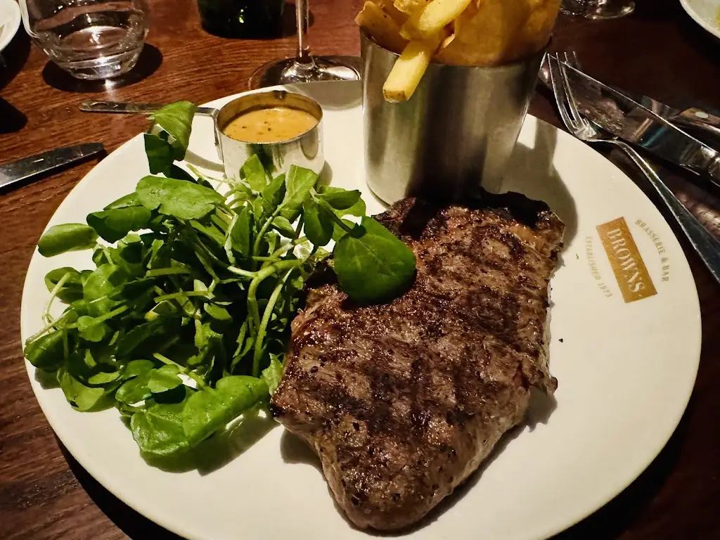 George Lau_Browns Wilmslow_Wilmslow_review