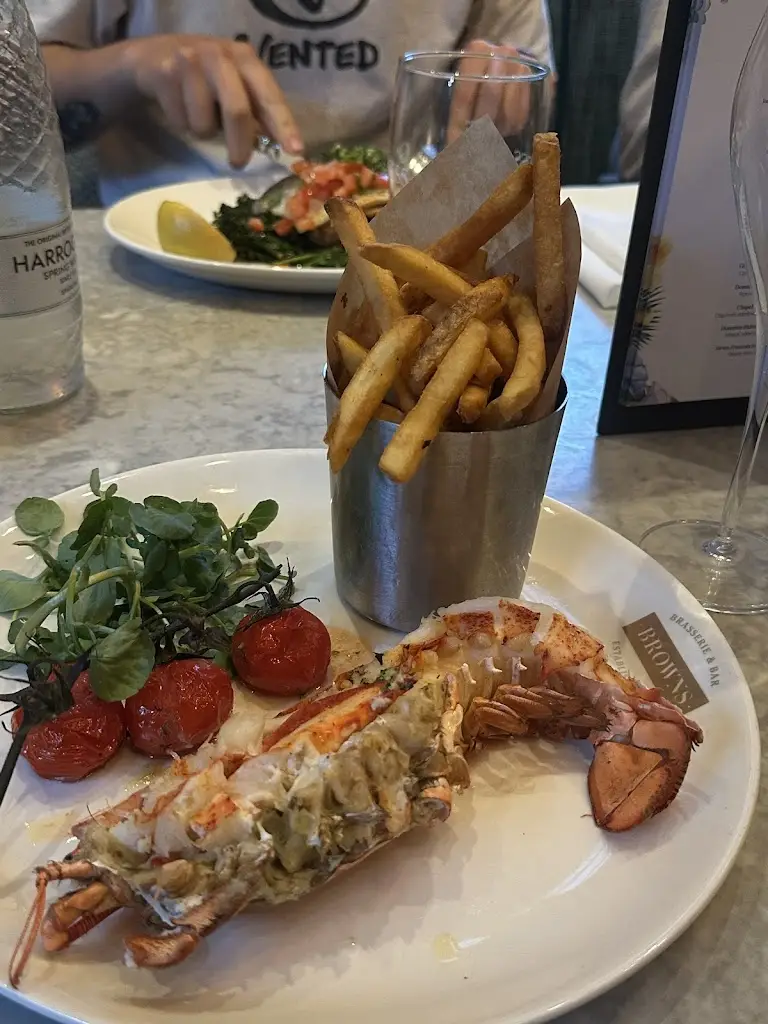 Freya Melling_Browns Wilmslow_Wilmslow_review
