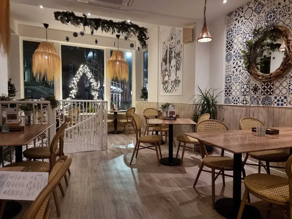 Potyo_Wilmslow_slider_image_3