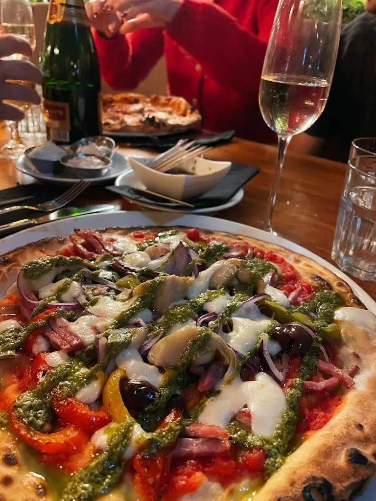 Courtney Scott_Wood Fire Smoke Wilmslow_Wilmslow_review