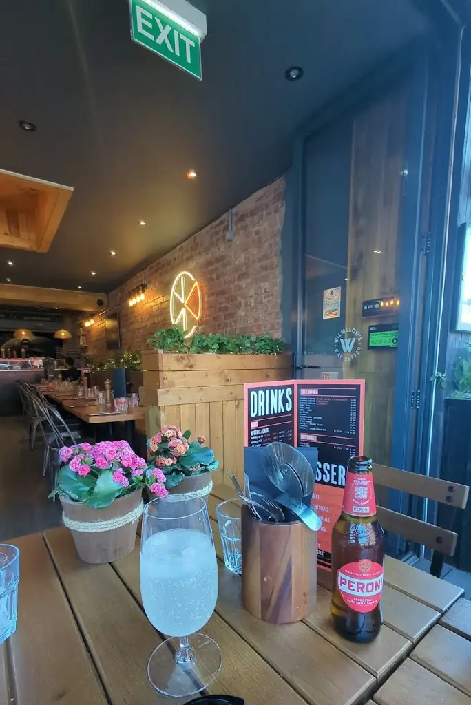 Tara Egan_Wood Fire Smoke Wilmslow_Wilmslow_review