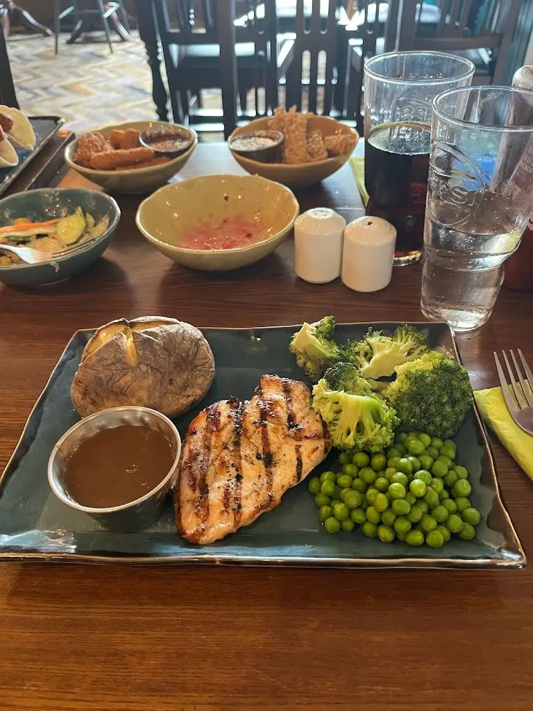 Ana Araújo_Harvester Orchard Bedford_Bedford_review