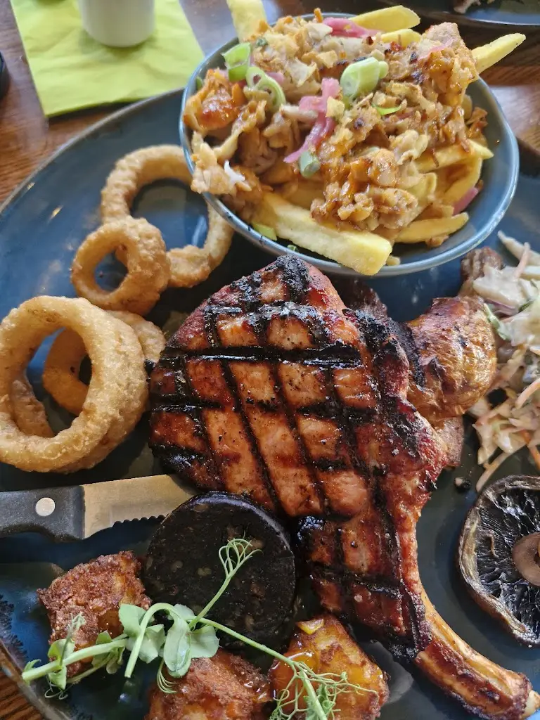 Morgan_Harvester Orchard Bedford_Bedford_review