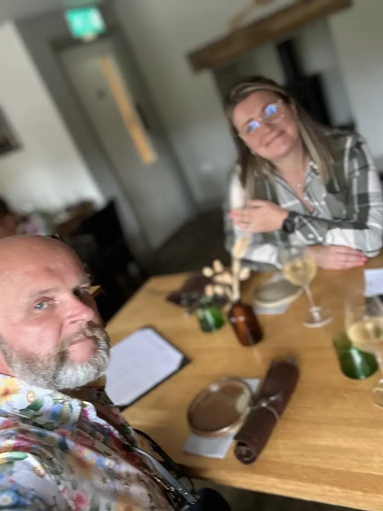 Kate Rowling_The Oak at Curthwaite_Wigton_review