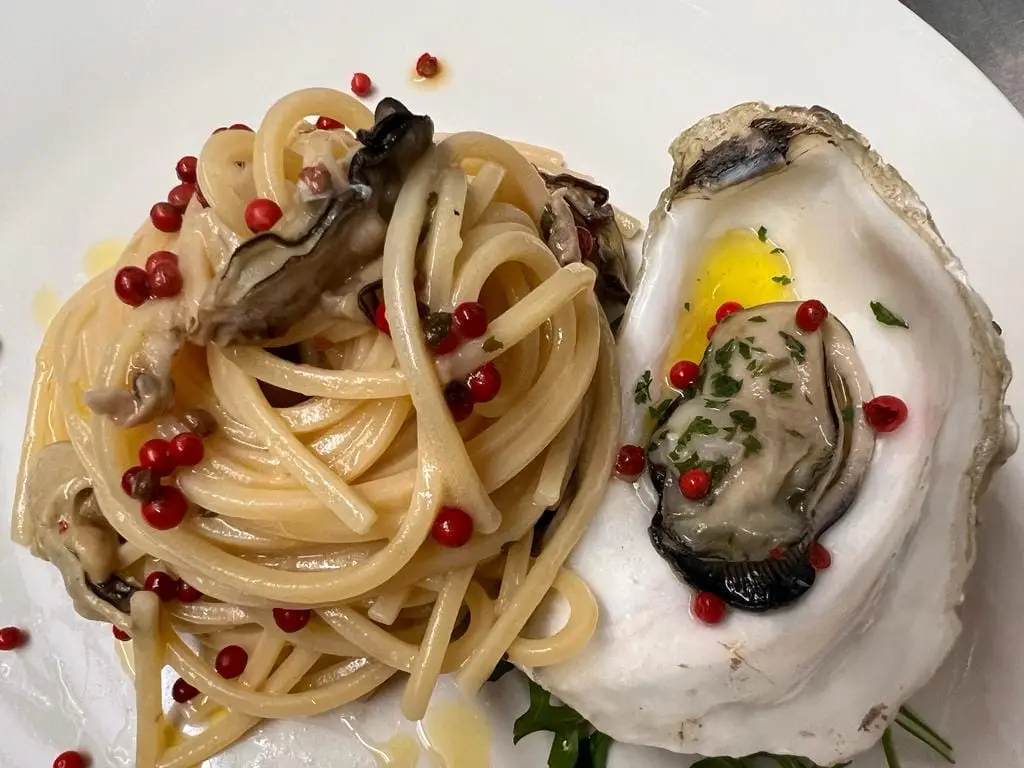 2likeusbistro_Bedford_slider_image_2