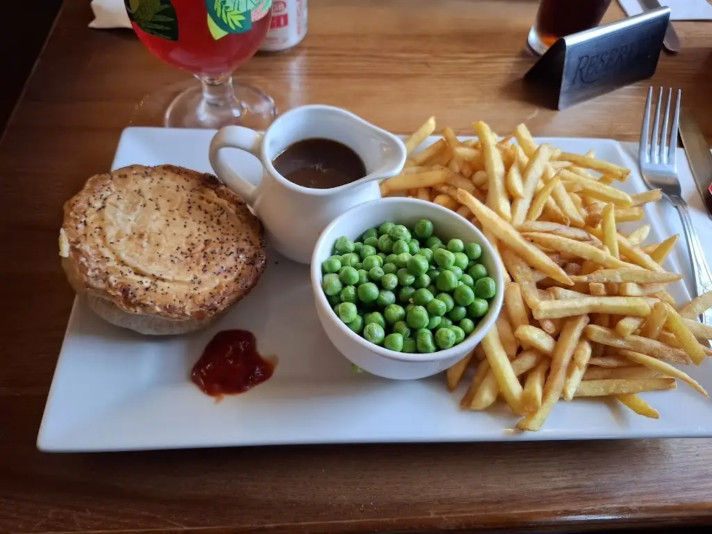 simon lee_Greyhound Inn_Wigton_review