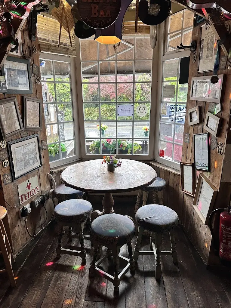 The Crafty Baa Windermere_Windermere_slider_image_3