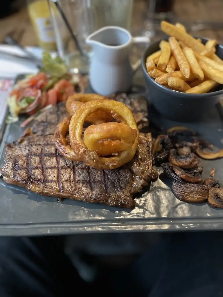 Ling Bob_Wilsden_slider_image_2