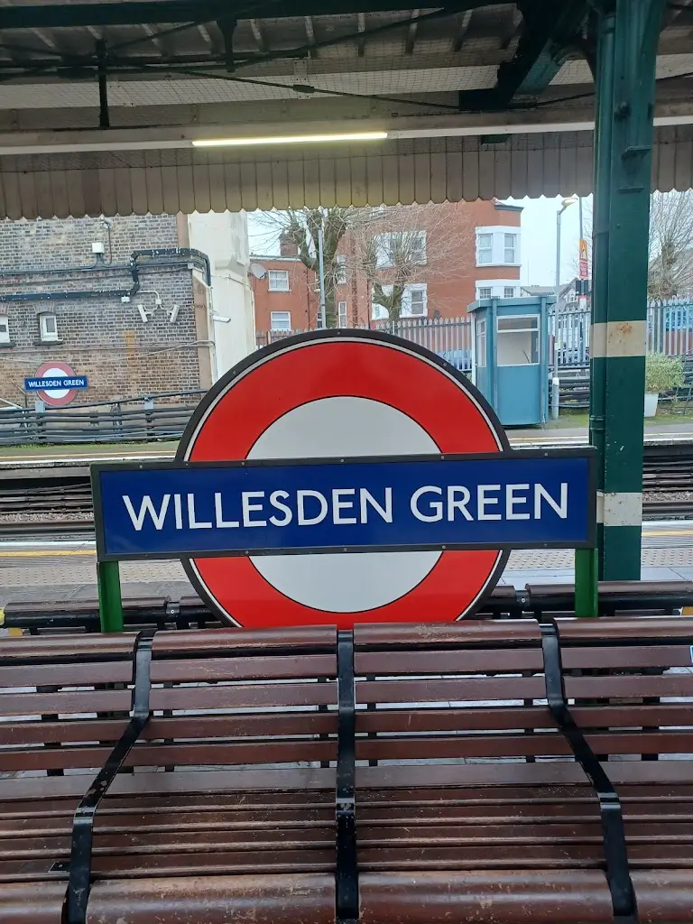James Gordon_Willesden Green_Wilsden_review