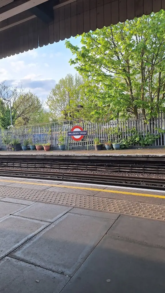 N N_Willesden Green_Wilsden_review