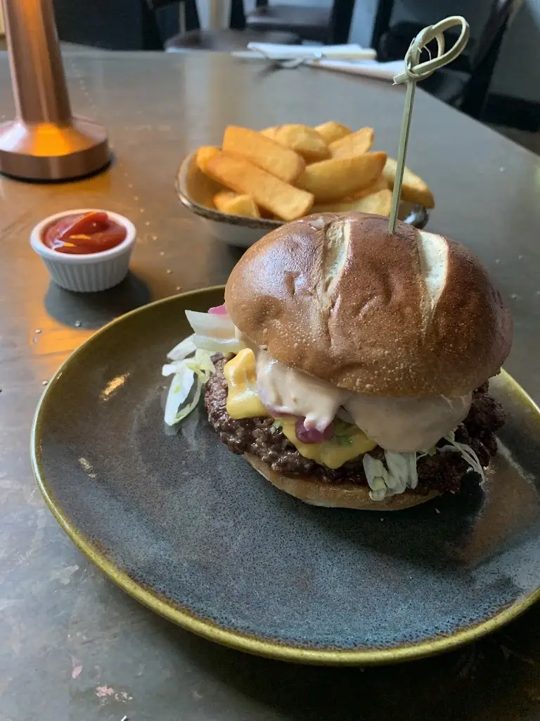 Menu_Herd_Bedford_image_5