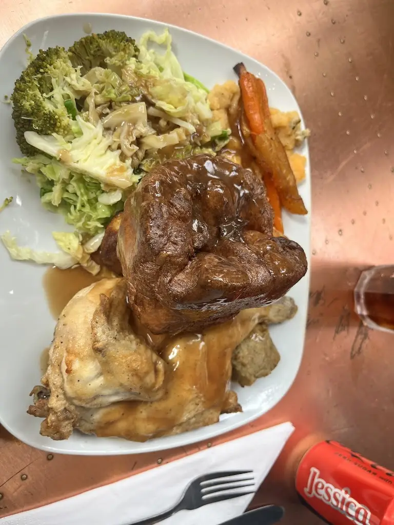 Oliver Tobutt_Herd_Bedford_review