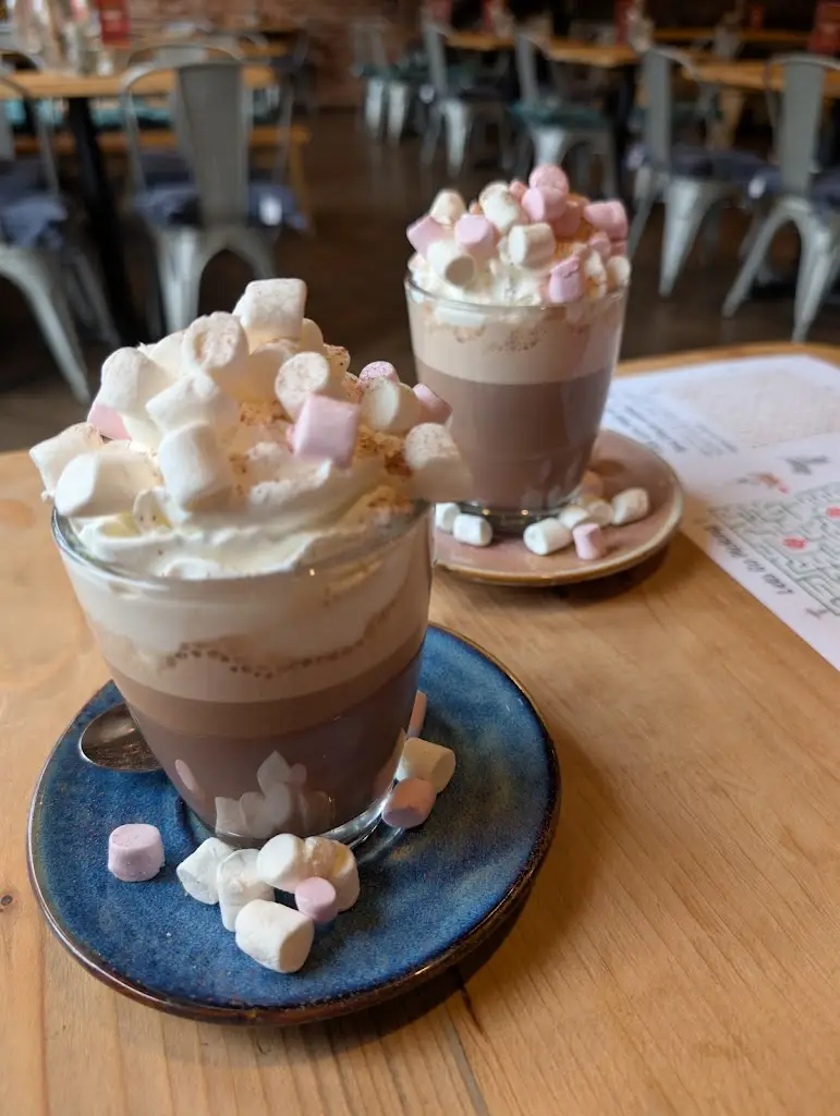 Nick J Henderson_The Tallet Cafe_Winkleigh_review