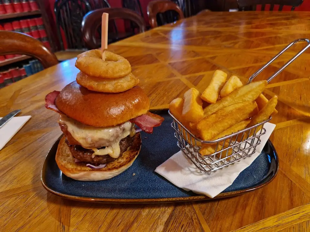 Sarah de Garis_The Kings Arms_Winkleigh_review