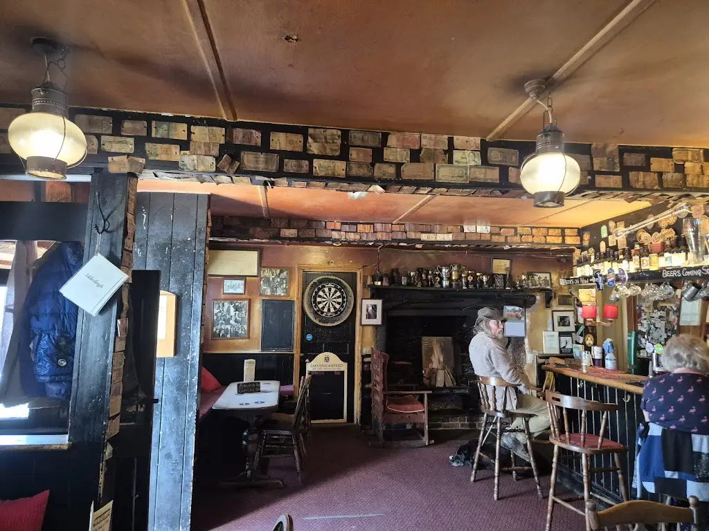 Cassidy Belle_Duke Of York Inn_Winkleigh_reseña