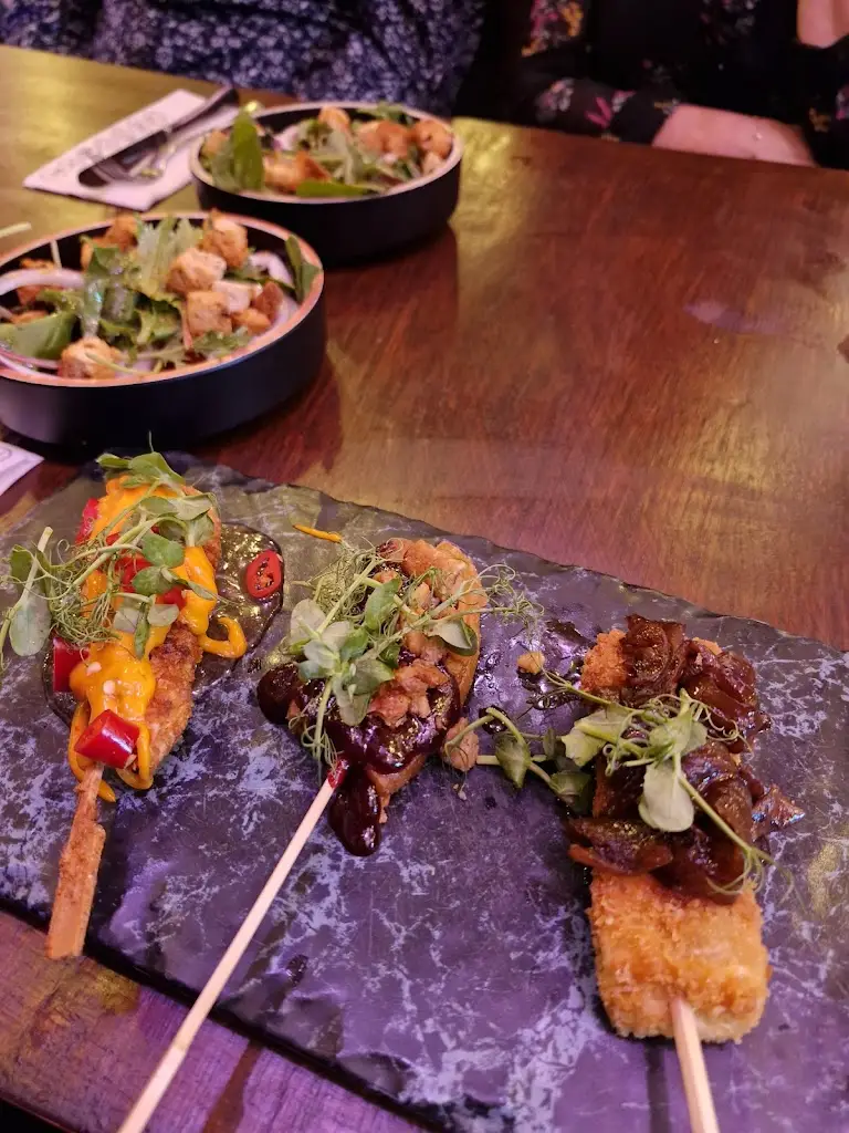 Paige Beswick_The Hunloke Arms_Wingerworth_review