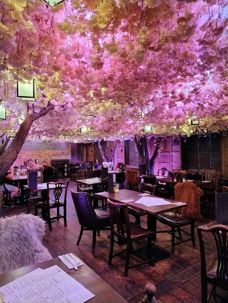 The Hunloke Arms_Wingerworth_slider_image_1