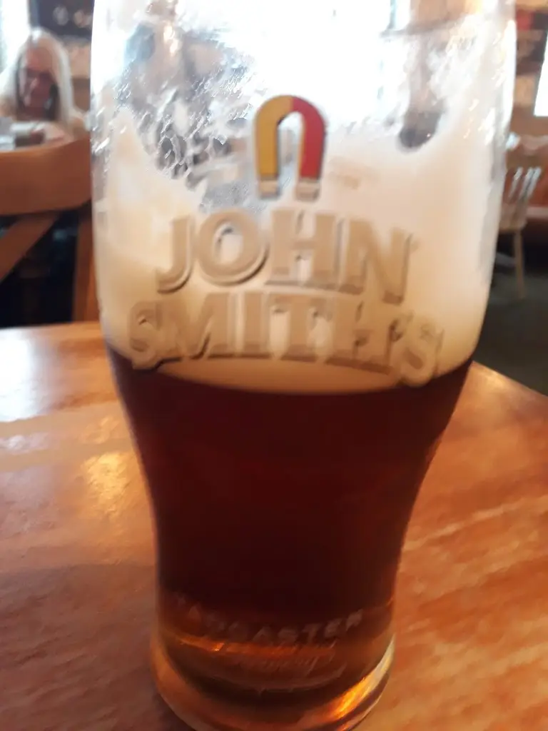 Menu_Smithy Pond_Wingerworth_image_5