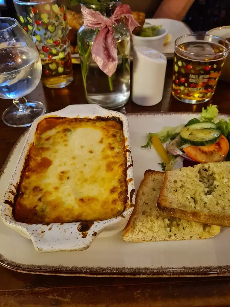 Karen Tagg_Blue Stoops_Wingerworth_review