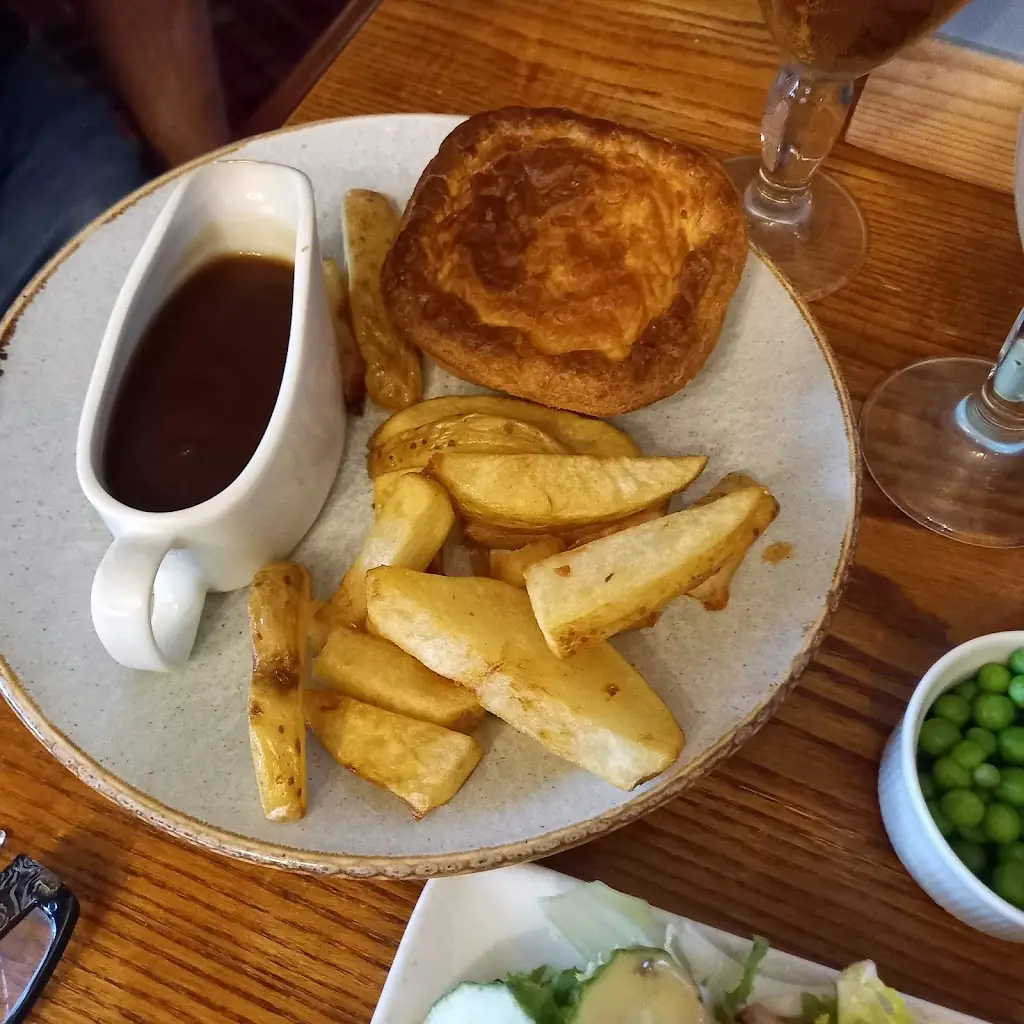 Sharon Bacon_Blue Stoops_Wingerworth_review