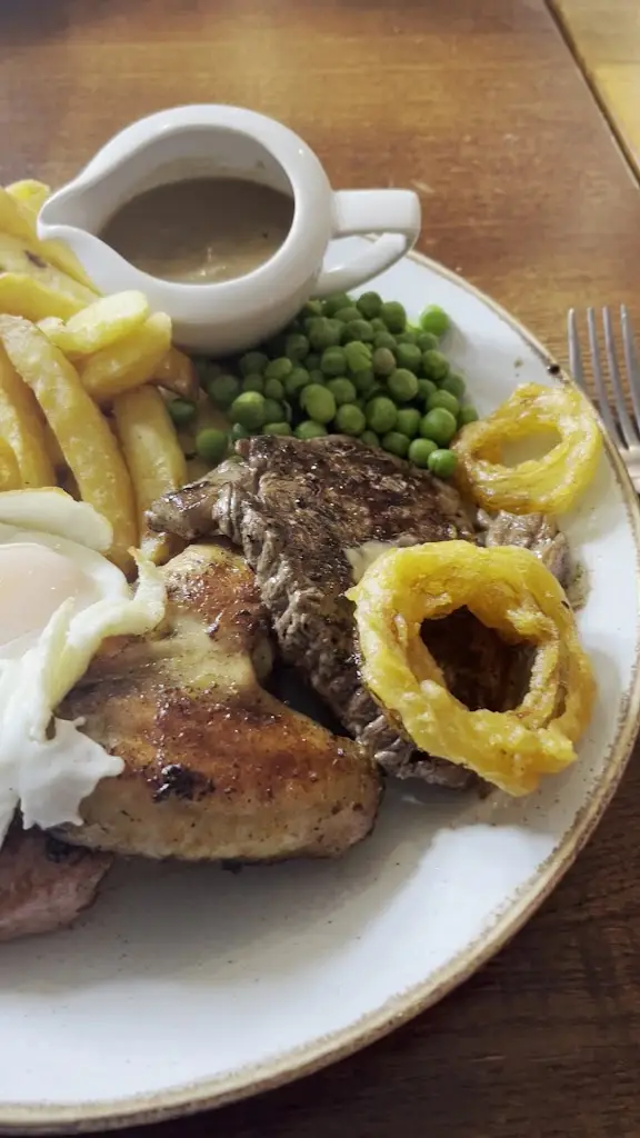 The Three Cottages_Wingerworth_slider_image_2