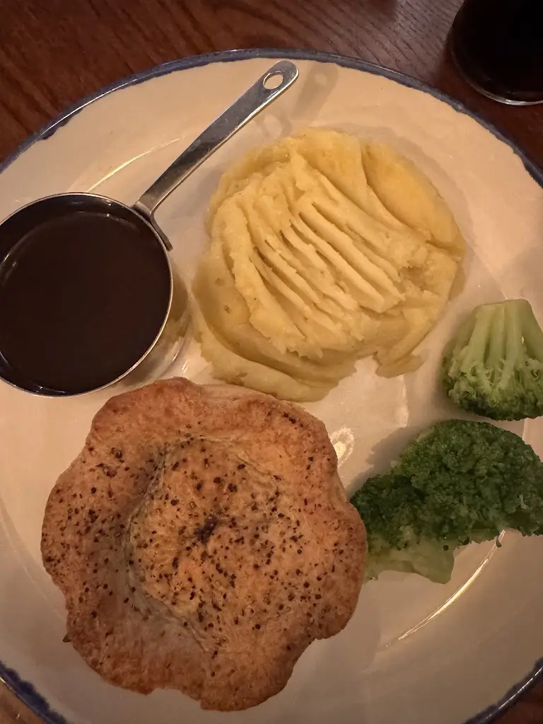 Jana Sterken_Coach & Horses_Wimborne Minster_review