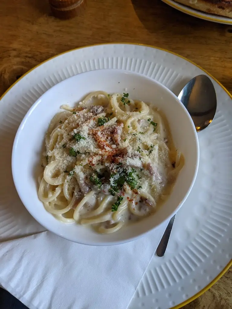 Menu_Piccolo Mondo Pizzeria_Wimborne Minster_image_1