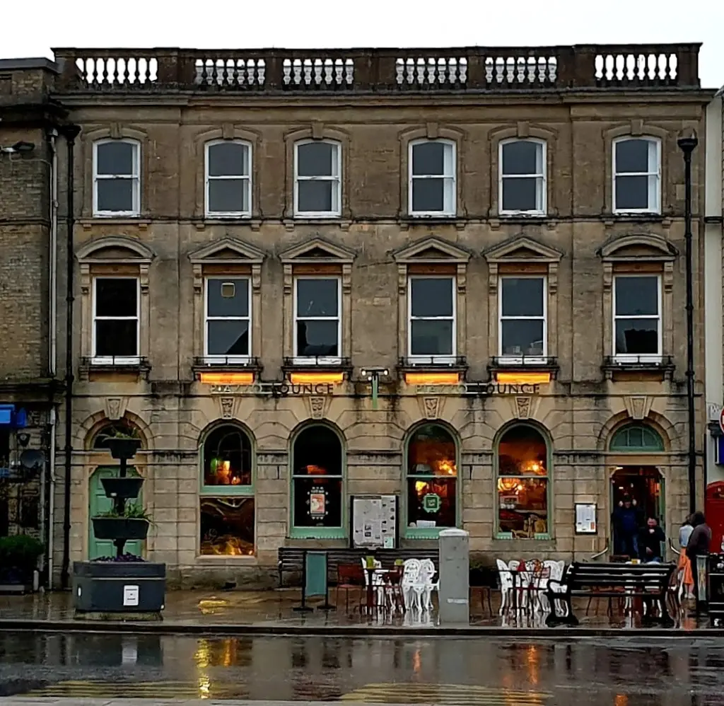 Ingrid SouthCoast_Piazzo Lounge_Wimborne Minster_review